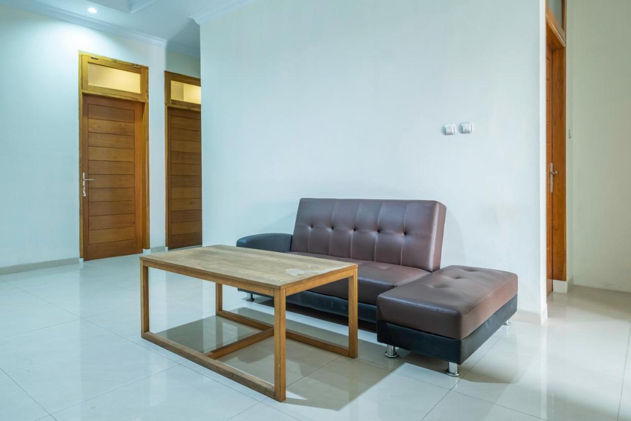 Oyo 2259 Zleepy Ks Tubun Hotell Cirebon Eksteriør bilde